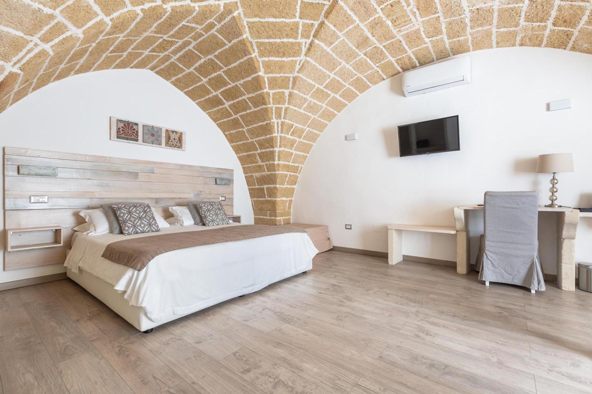 Clara Domus Bed & Breakfast Gallipoli Ngoại thất bức ảnh
